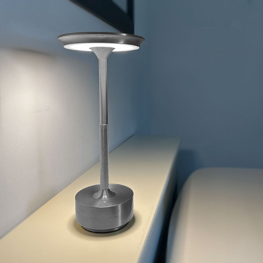 Trådlös Bordslampa | 25h USB-C Uppladdningsbar | Touch Dimmbar med 3 Färglägen | IP66 Utomhussäker