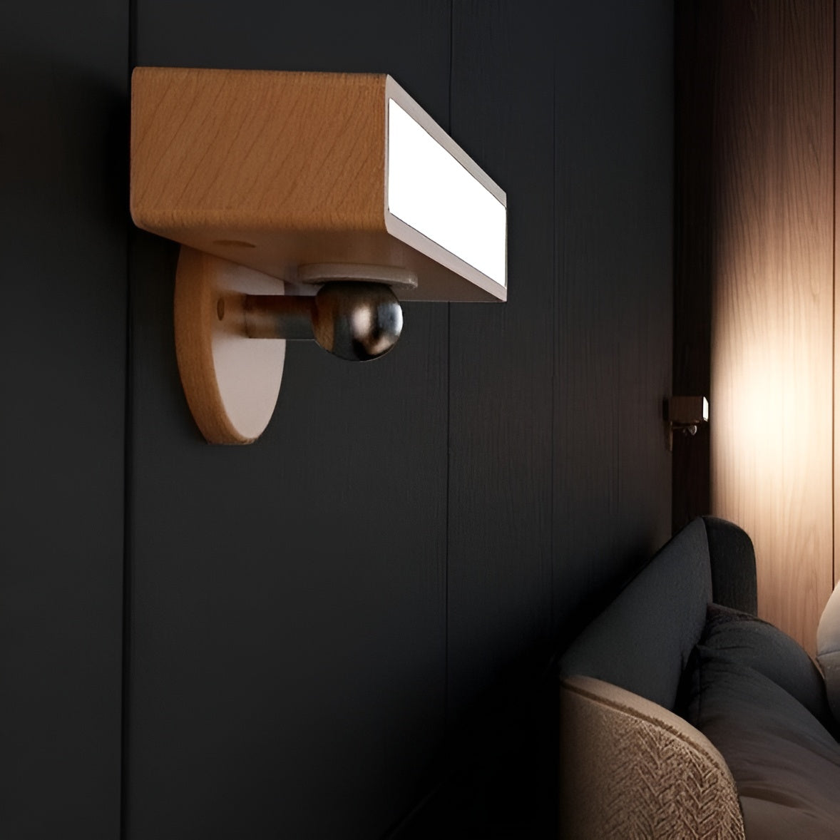 Klein Justerbar Vägglampa – Trä &amp; Magnet | Flexibel och Stilfull