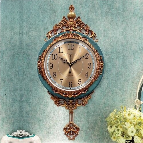 Luxe Svängande Väggklocka