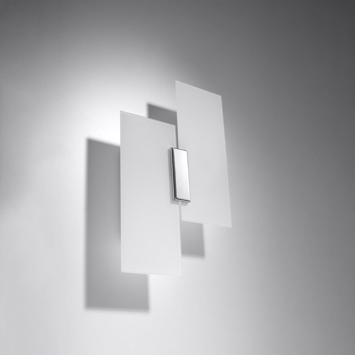 Fabiano Vägglampa - Modern Krom &amp; Vit - Stål &amp; Glas - E27 Max 15W LED - Geometrisk Design