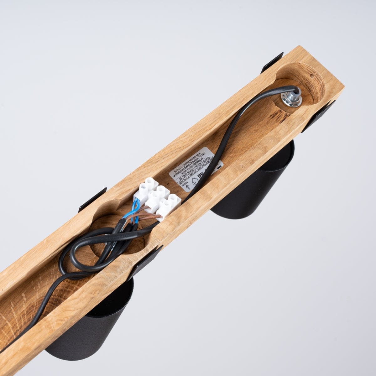 Fager Taklampa - 3-Ljus Svart - Riktad Belysning - Naturligt Trä &amp; Metall - Justerbara Skärmar - Skandinavisk Minimalistisk Design - Energikapabel