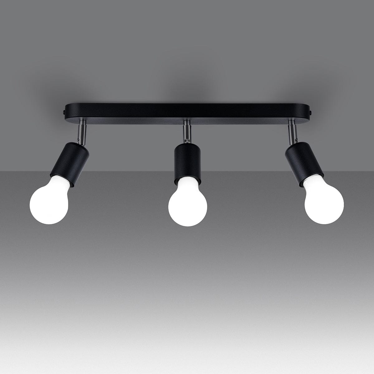 Fornes Taklampa 3 Svart - Modern Minimalistisk Design - Justerbara Ljusvinklar - Hållbar Metallram - Mångsidig Belysningslösning - Smart Glödlampa Kompatibel