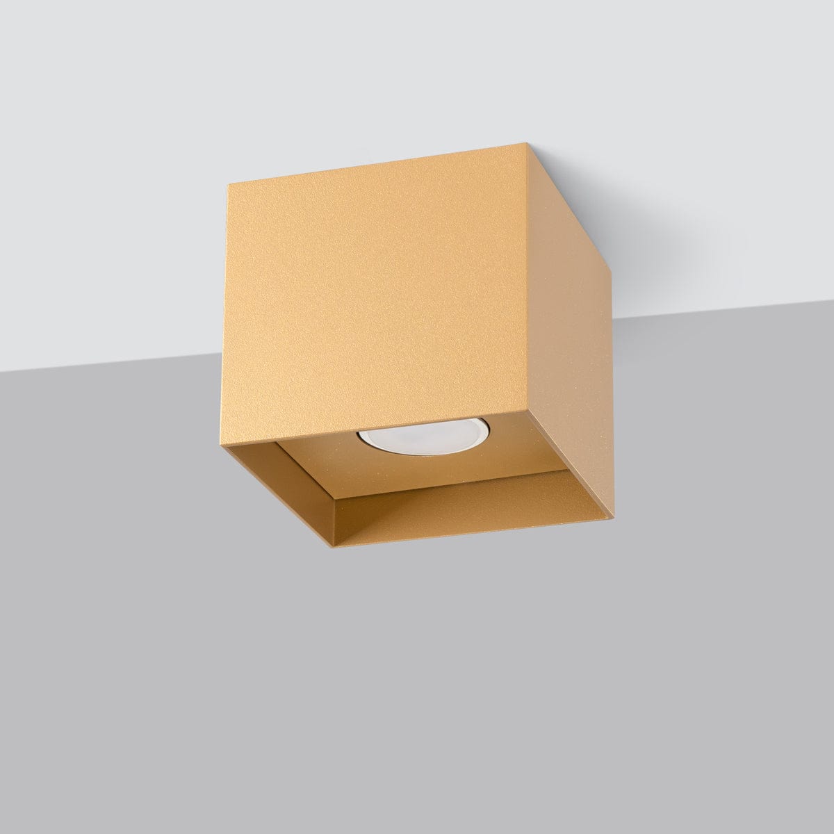 Hati Taklampa - Guld - Industriell Loftstil - Lätt Gipscement - Minimalistisk Design - Enkel Bytning av Glödlampa - Kompakt och Mångsidig