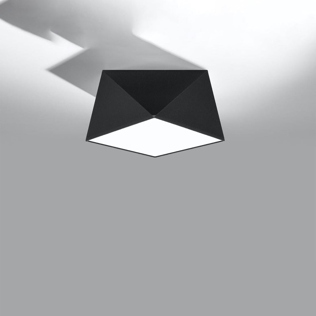 HEXA Svart Taklampa - Modern Geometrisk Design - E27 Lampa Kompatibilitet - 3 Färgval - Elegant &amp; Funktionell Belysning för Alla Rum