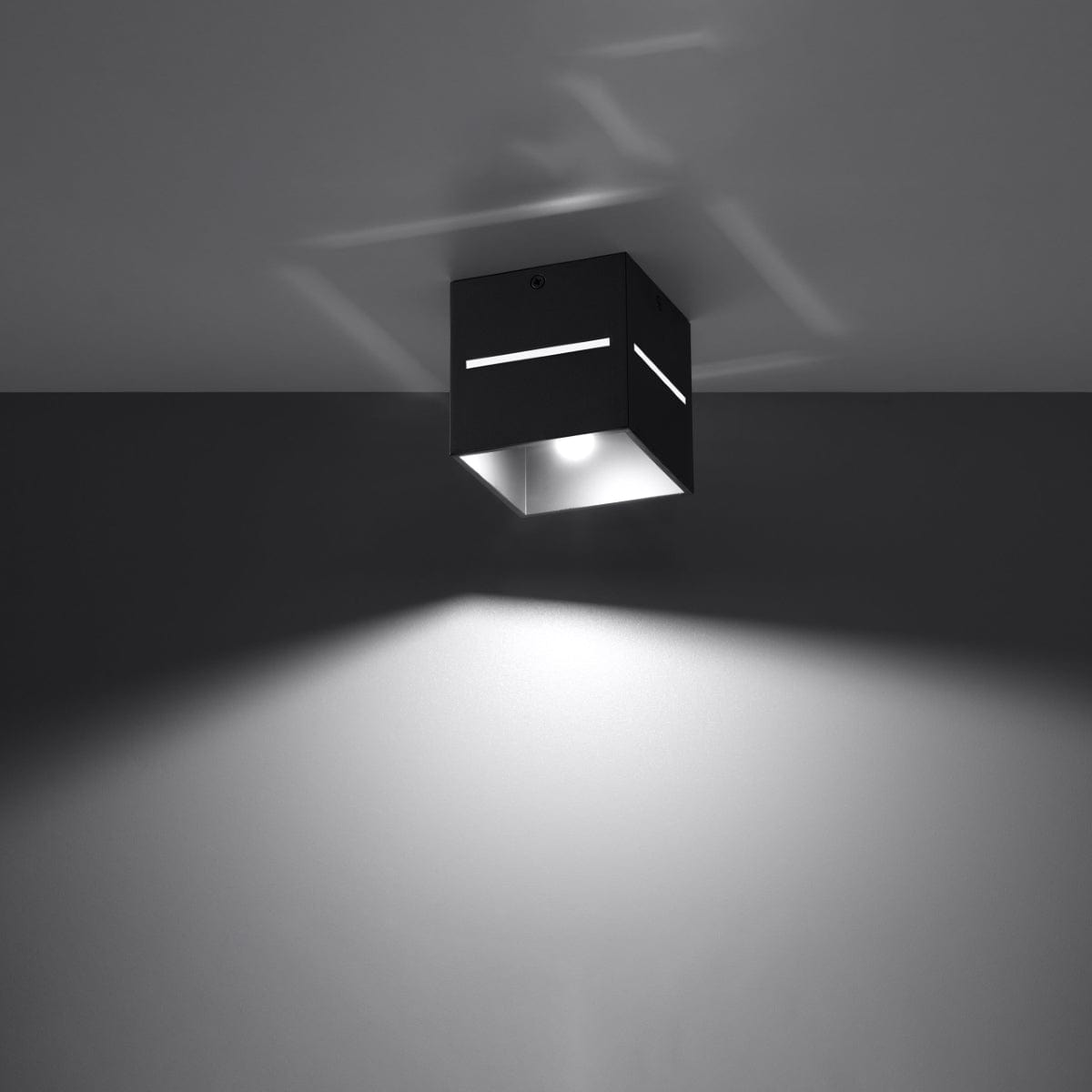 Lobo Svart Taklampa - Minimalistisk Aluminium Design - G9 Sockel - 10x10x10 cm