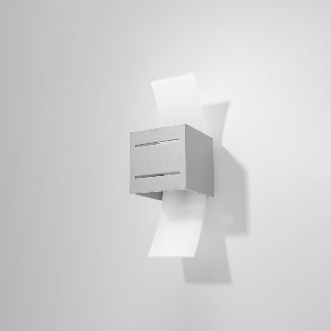 Loreto Vägglampa - Grå - Modern Aluminium &amp; Glas - G9 LED Kompatibel - 10x12x30 cm