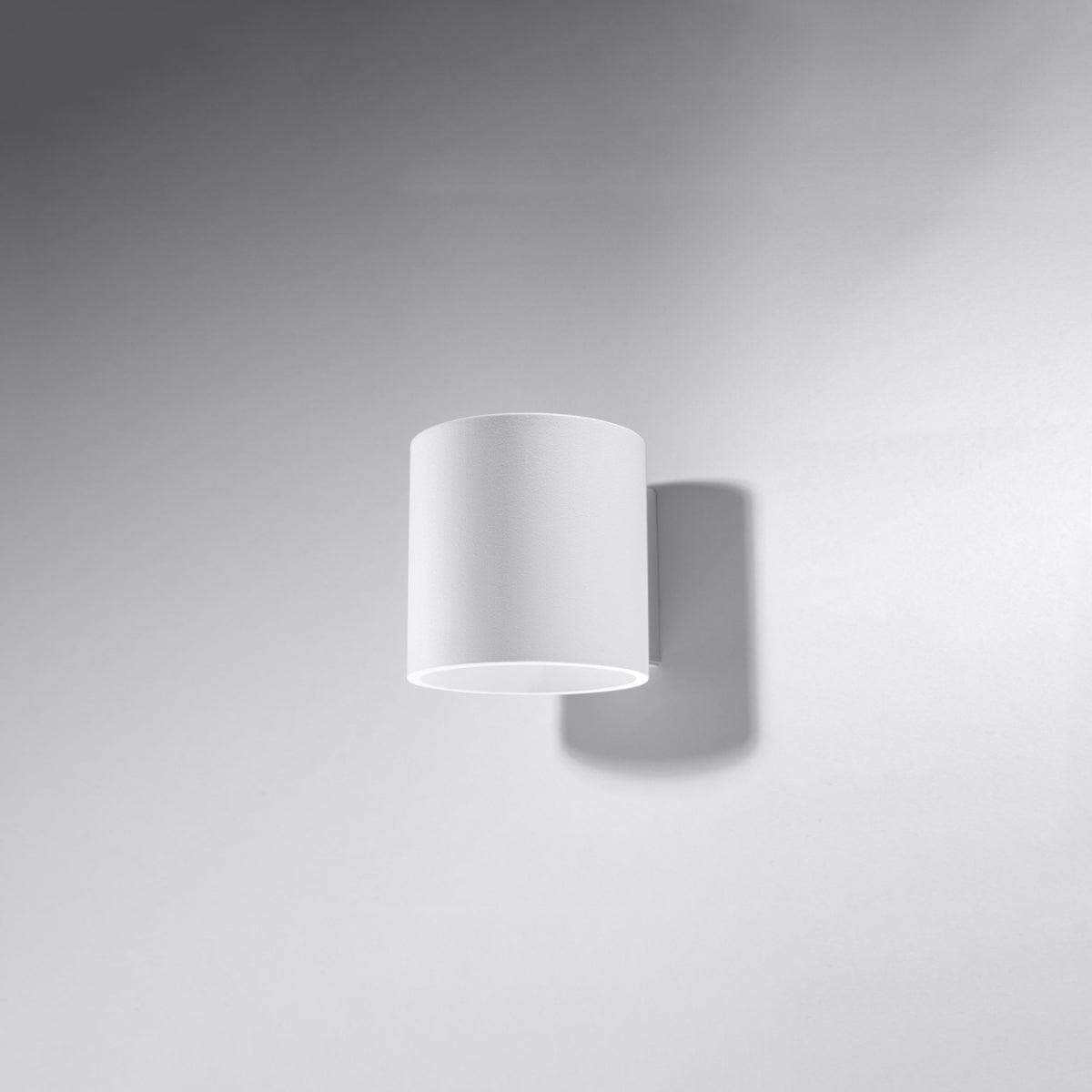 Orbis Vit Tak- och Vägglampa - Cylindrisk Modern Design - Minimalistisk Belysning