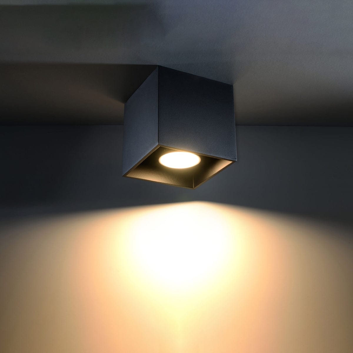 Quad Black Ceiling/Wall Lamp - Modern Cylindrical Design - LED - Aluminium