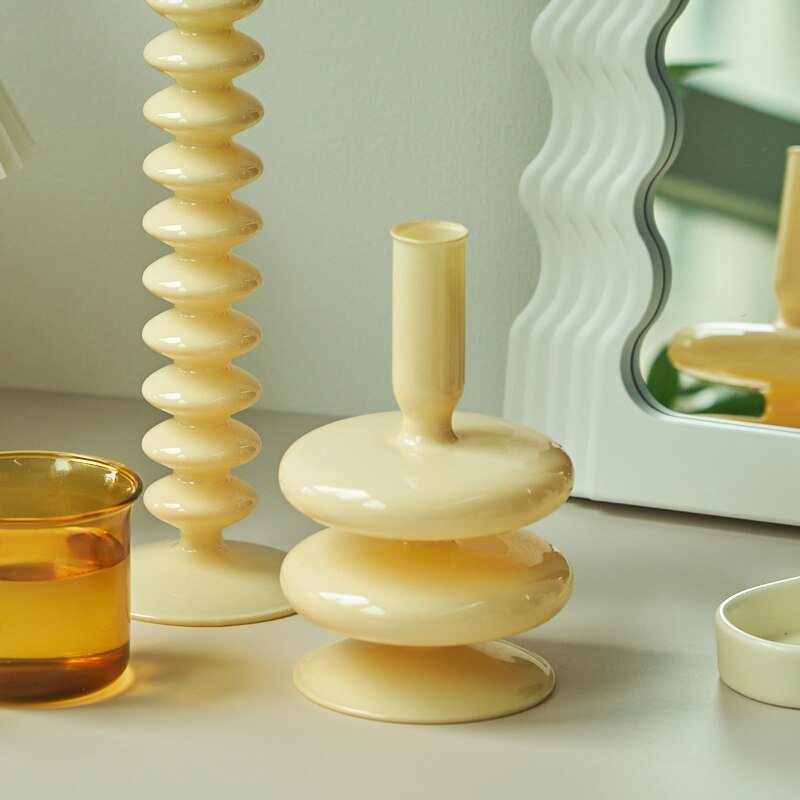 Stiliga ivoryfärgade ljusstakar - Handgjord glaskonst