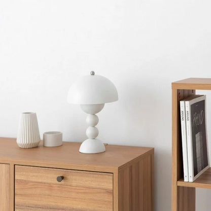 Bordslampa med modern akryldesign