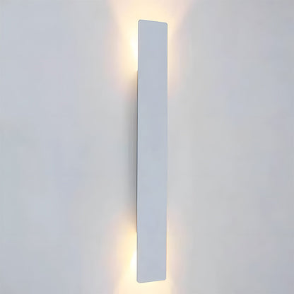 Utomhusvägglampa med modern vattentät design