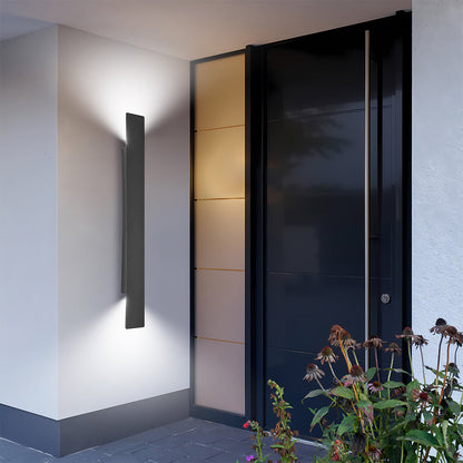 Utomhusvägglampa med modern vattentät design