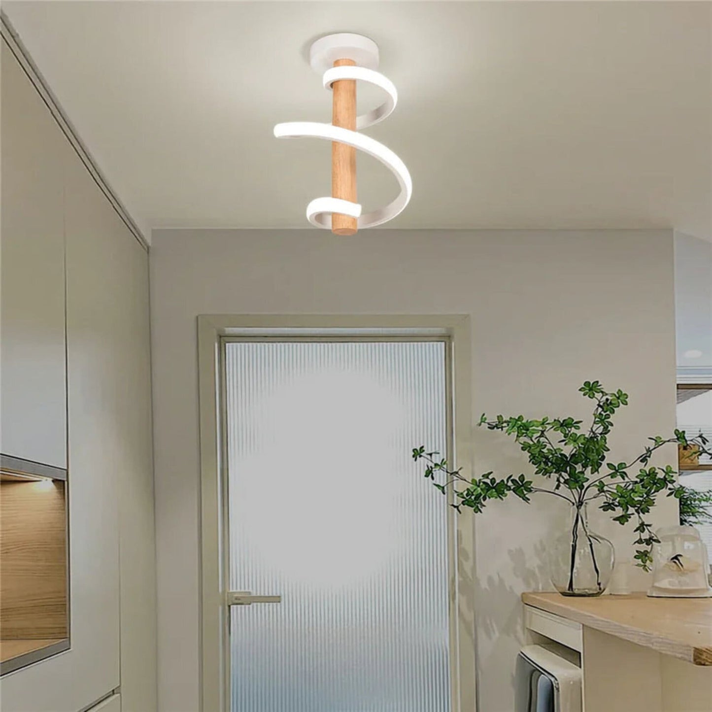 Carvallo - Taklampa med Elegant Böjd Design och Varm Mjuk LED-Belysning