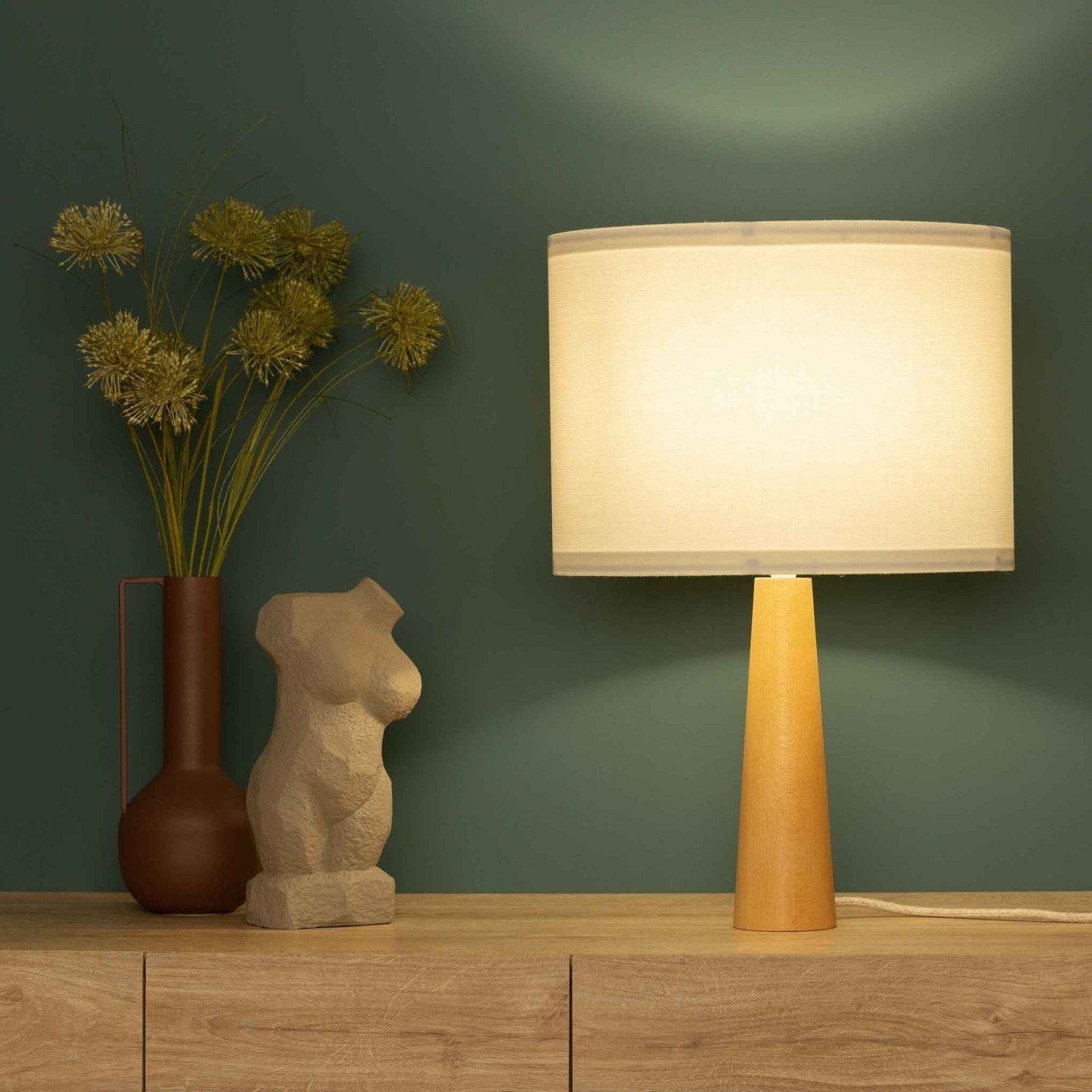 NordicGlow - Minimalistisk Träbordslampa med Tygtopp för Vardagsrum och Sovrum