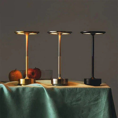 Bordslampa Guld Trådlös LED för Inomhusbruk