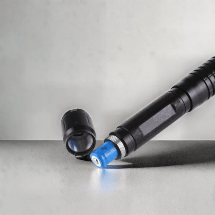 TRAILBEAM X450 – högpresterande LED-ficklampa för utomhusäventyr