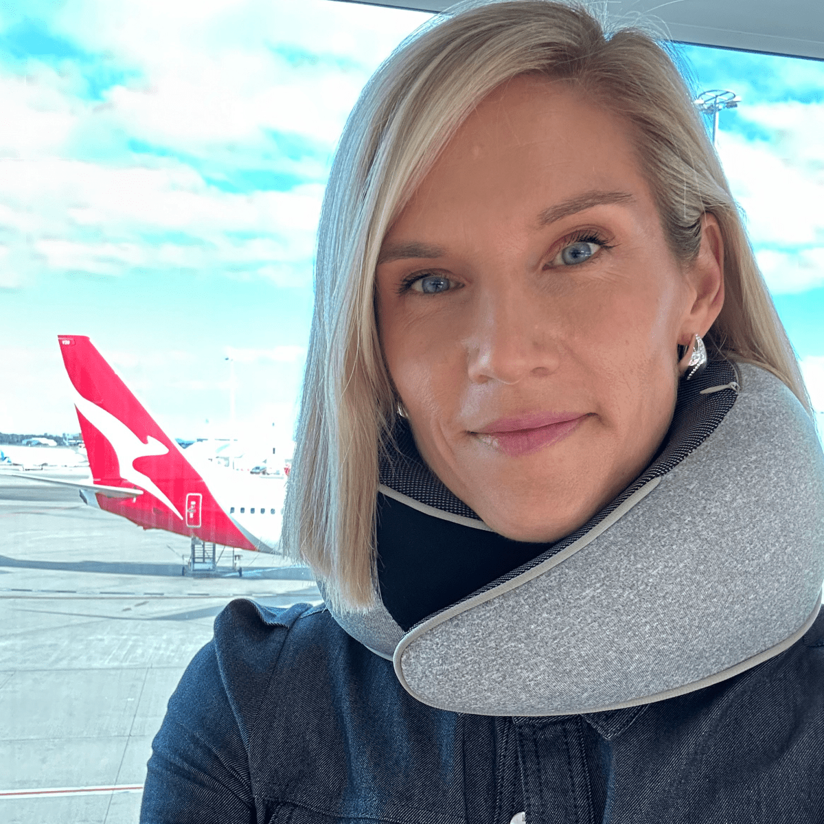 TRAVELNEST – Ergonomiskt reskudde för nackstöd