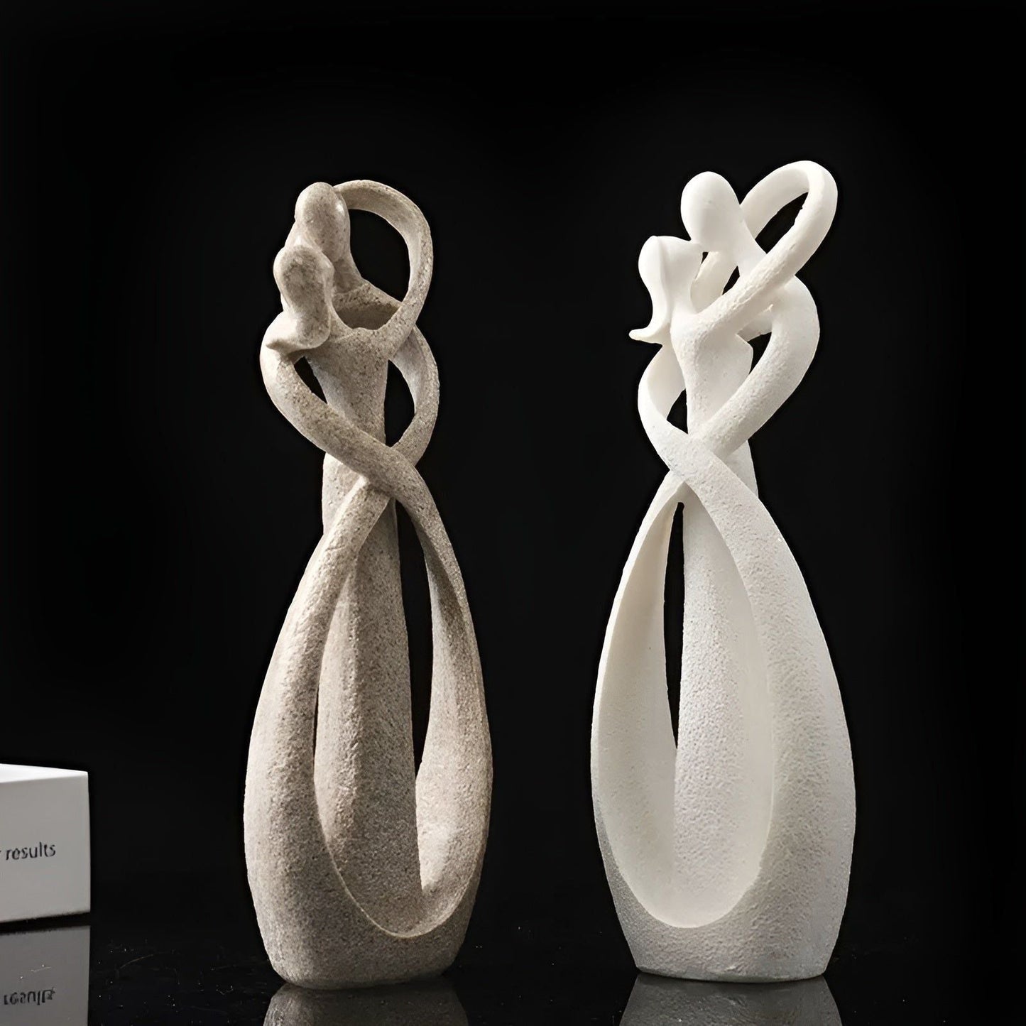 LoverBond Staty - Sandsten Abstrakt Tidlös Kärleksstaty