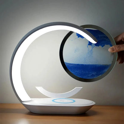 Trådlös LED Bordslampa Med 3D Sandglassdesign – Trådlös Laddning - Justerbar Färg - Modern Stil - Idealisk För Sängbord Eller Skrivbord