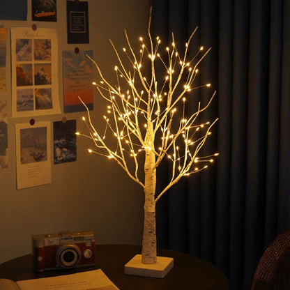LED-belyst björkträ bordslampa