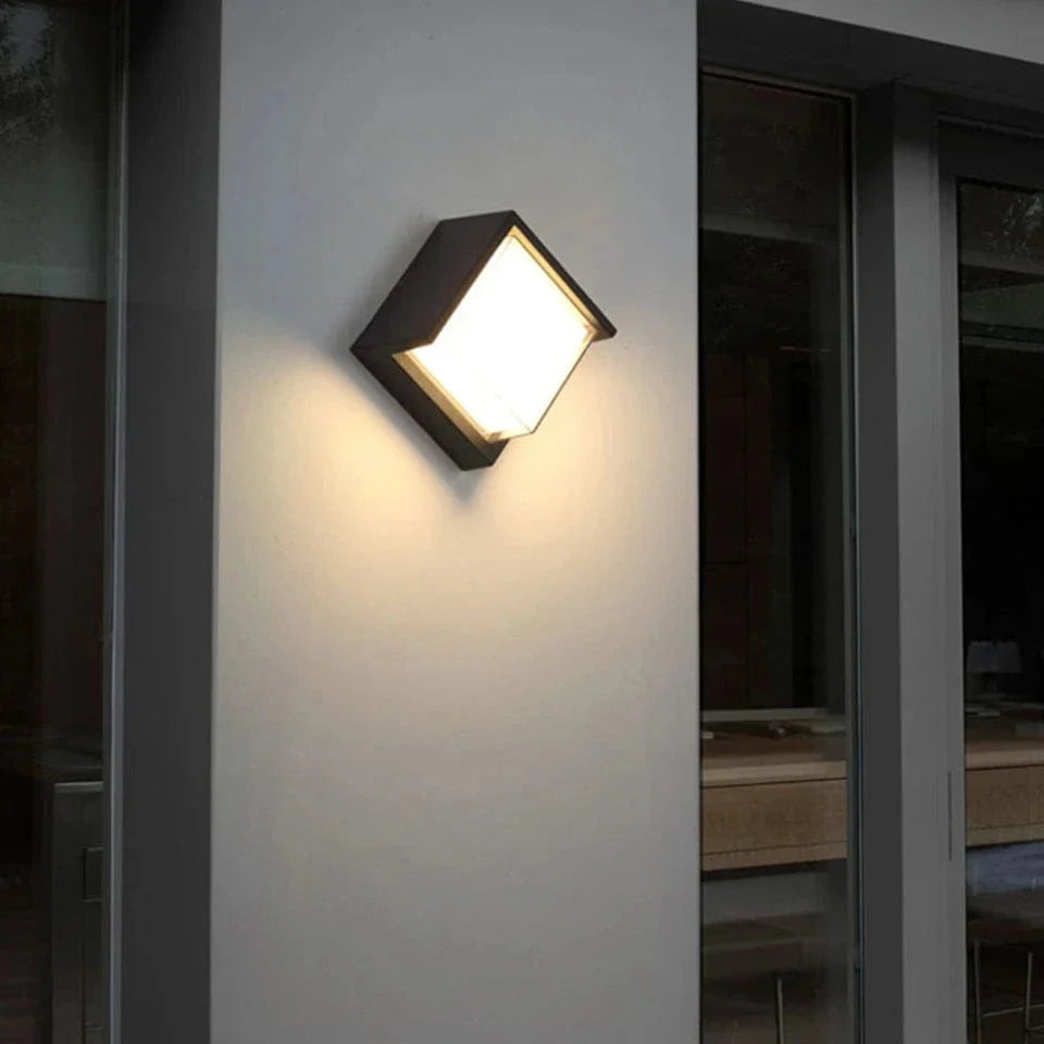 LED Utomhusvägglampa PIR Rörelsesensor