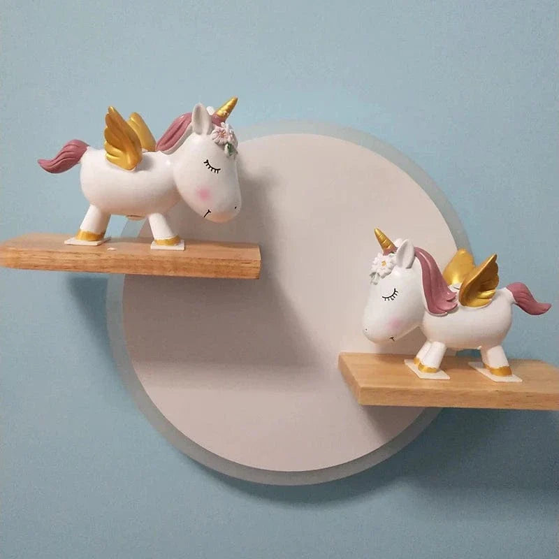 LED Vägglampa Med Unicorn Design – Vägghängd - Nattlampa - Keramik - Barnrum Dekoration - Varm Glöd - Färgglada Accenter