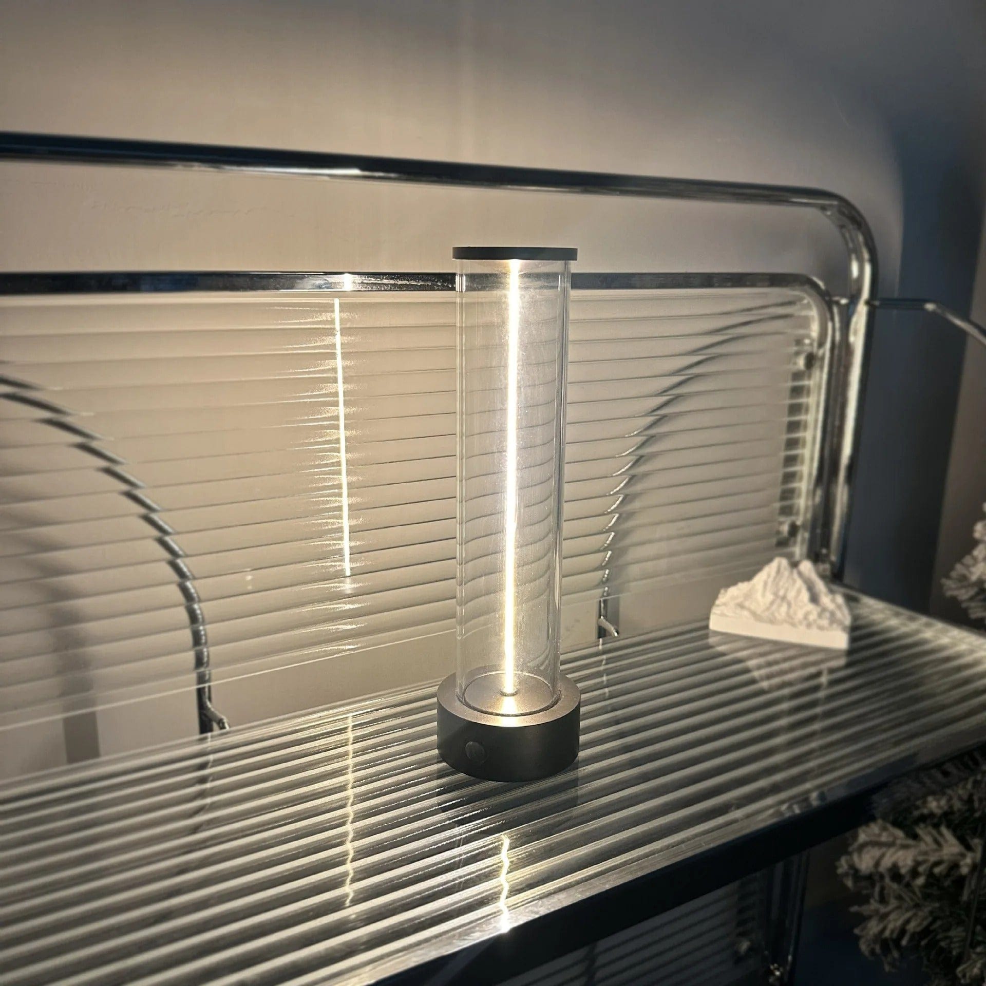 Magnetisk sugljus med tre ljusstyrkenivåer