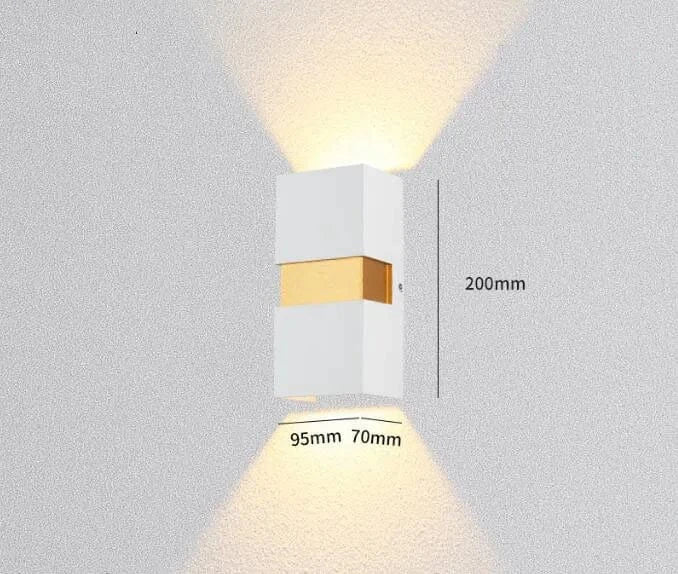 Modern LED Vägglampa Med Justerbar Strålvinkel – Vattentät - 10W - Kall/Varm Vit - Inomhus/Utebruk - IP65 Bedömd