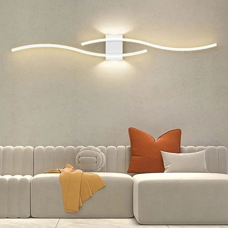 Modern LED Vägglampa med Fjärrkontroll – Justerbar Längd och Färg för Inomhus Väggbelysning och Sconces Användning