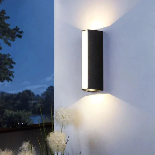 Modern Utomhus Vägglampa - Vattentät Aluminium Sconces för Trädgård och Veranda - 4W LED Svart Utomhus Vägglampa