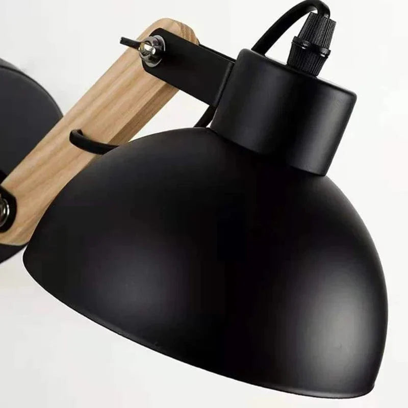 Nordisk Justerbar Vägglampa – Järn och Trä Sconcelampa för Modern Hem- och Hotellinredning