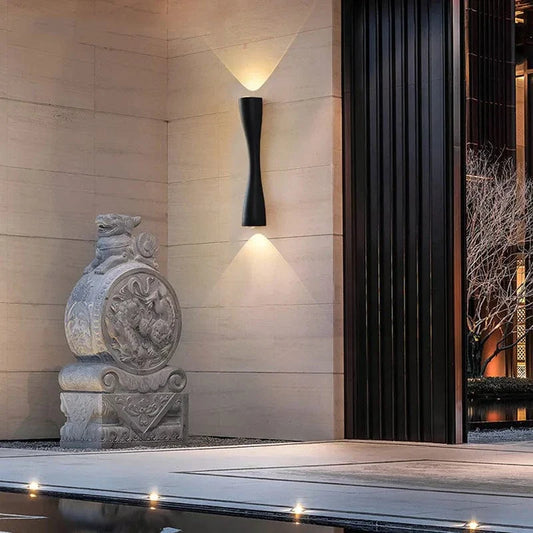 Utomhus LED Vägglampa - Väggmonterad - IP65 Vattentålig - Modern Aluminiumdesign - Idealisk för Veranda och Gårdar