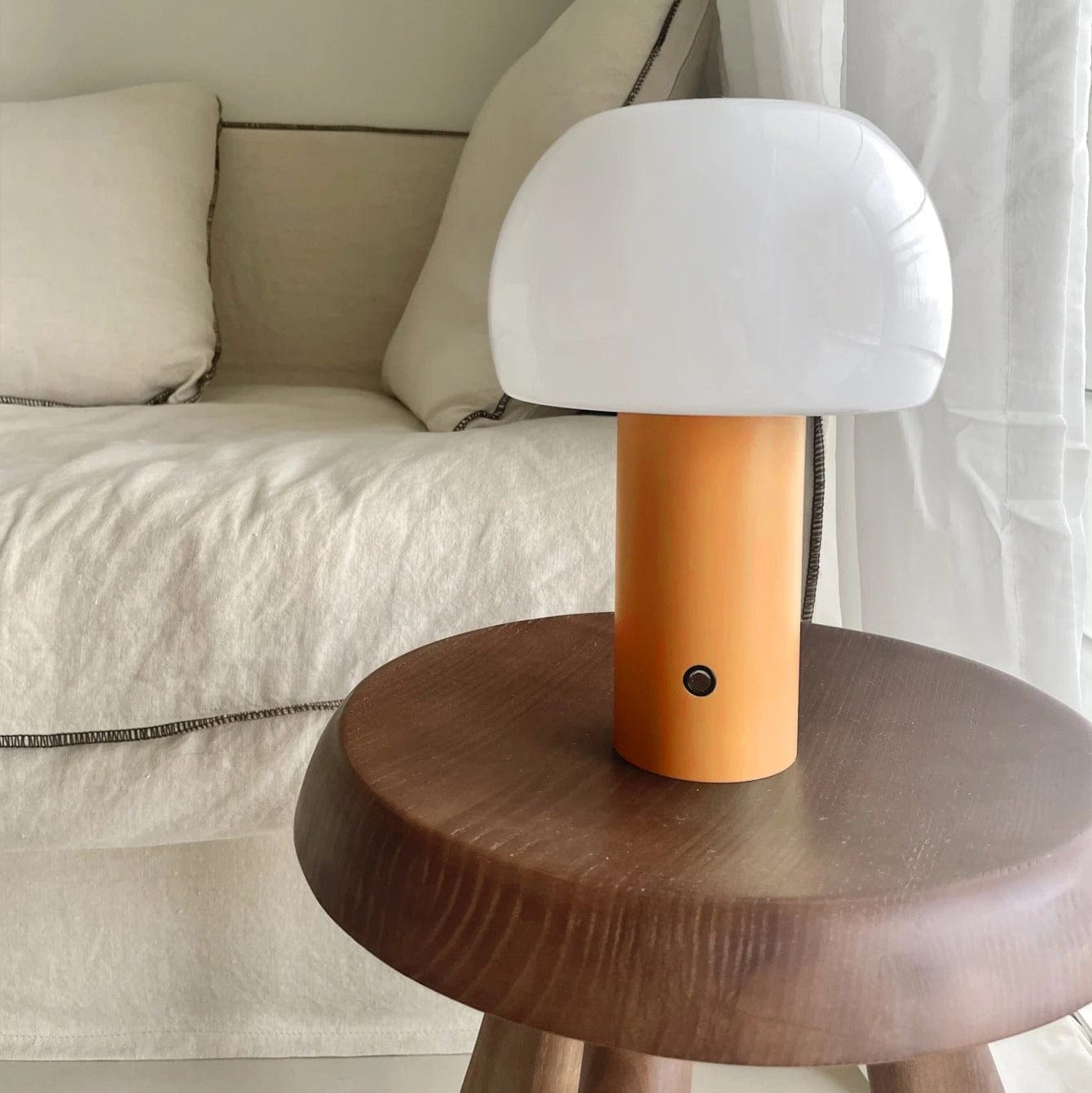 Uppladdningsbar LED-bordslampa - Sladdlös - Justerbar höjd - Flera färger - Inomhus/Utebruk - Hållbar järn och akryl