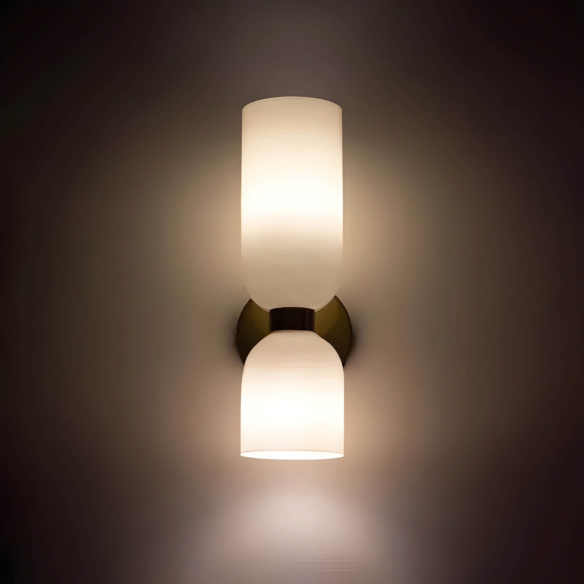 LED-vägglampa med dubbelt huvud – Nordisk design, varmt ljus för boende- och arbetsområden