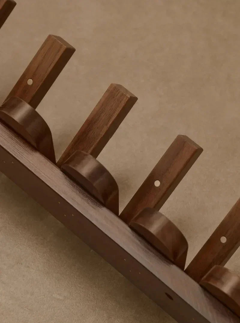 Carvallo – Valnötsträ Väggklädhängare med Fällbara Krokar