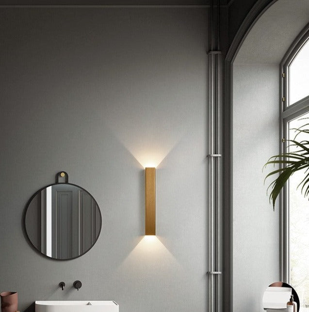 Carvallo Modern Utvändig Vägglampa | Elegant Design | LED med 3 Ljuskällor | Högkvalitativt Metallhus