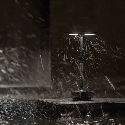 Carvallo - Designer Bordslampa Thomas av LumenArt