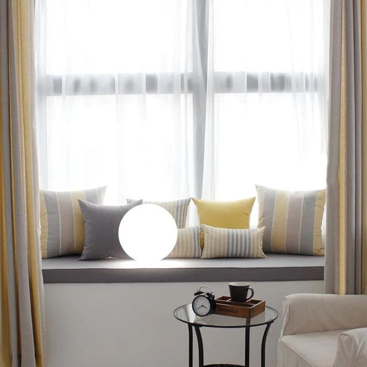 RoyaleGlow Utomhus Globljus - Trådlös, Väderbeständig, 16 Färger LED Sfärljus