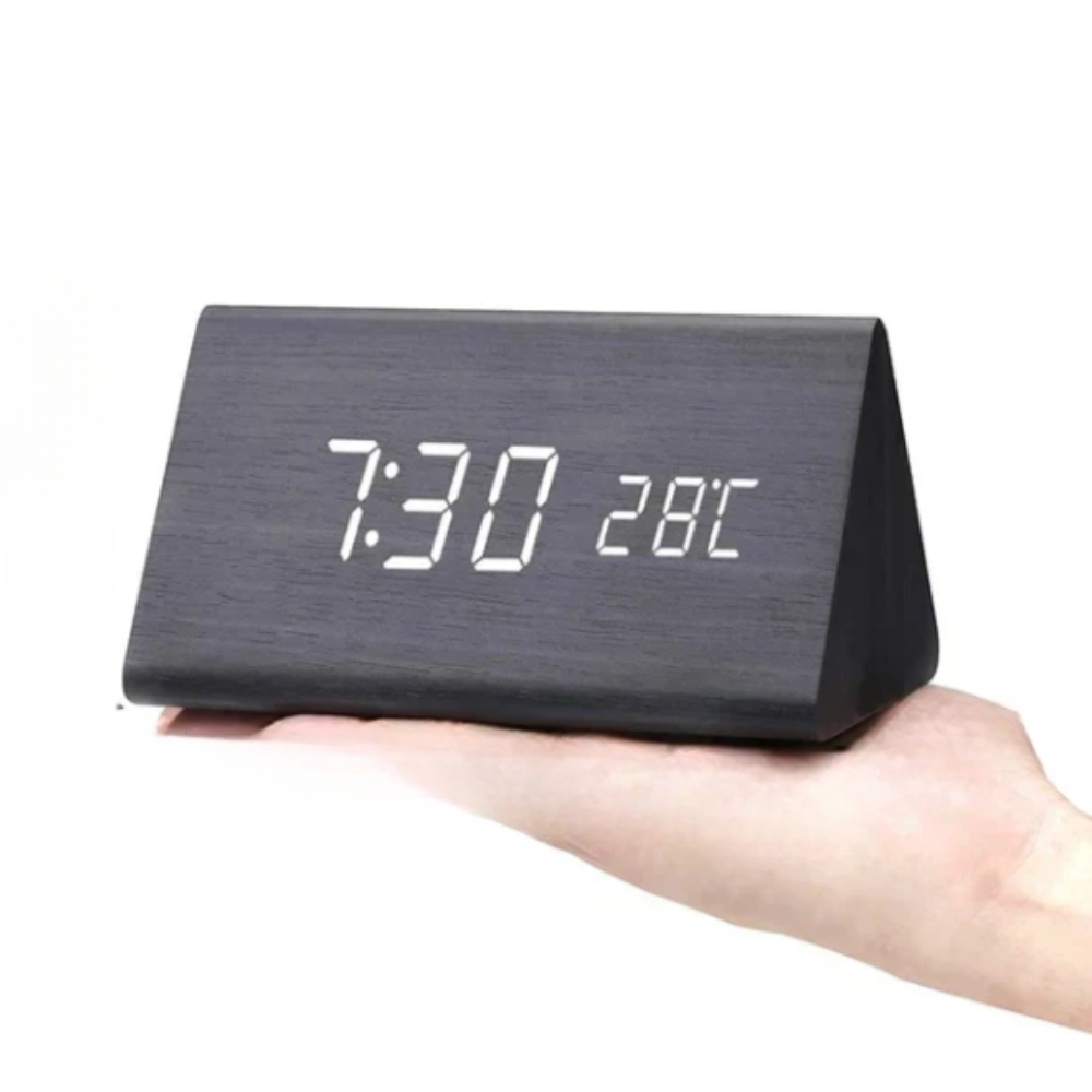 LED väckarklocka med träig digital display
