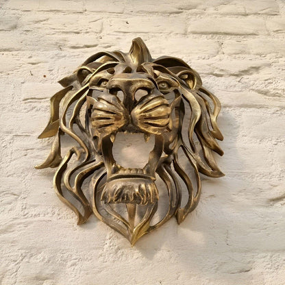 Golden Roar - Exquisite Guldpläterad Hartz Lejonhuvud Väggmonterad Skulptur
