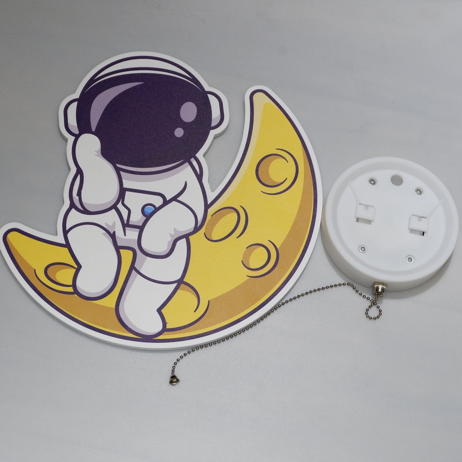GalaxyGlow – Astronautvägglampa för barnrum